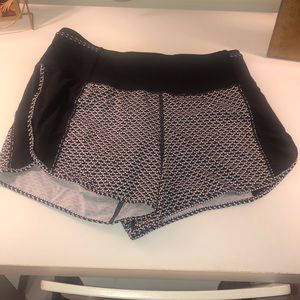 Lululemon real quick short